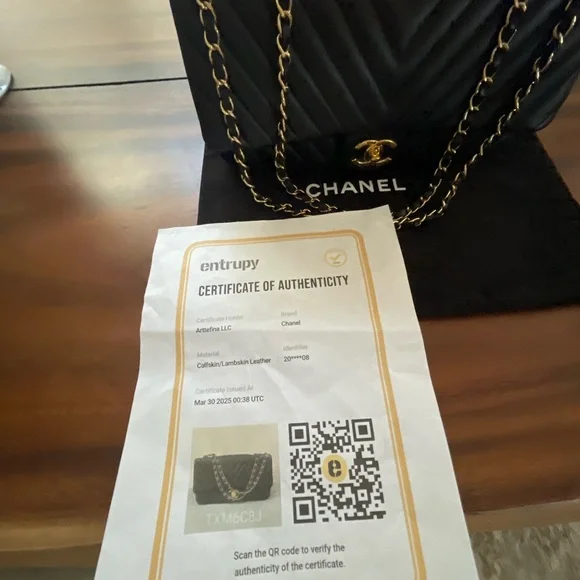 Authentic Chanel lambskin/calfskin large black chevon single flap shoulder bag - Picture 2 of 14